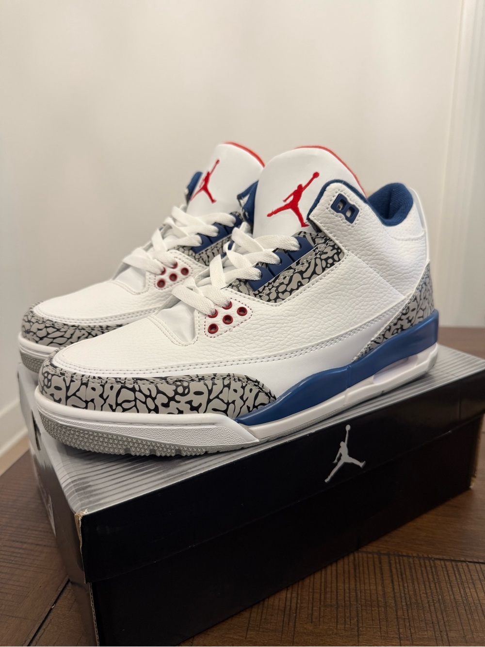 Jordan 3 True Blue